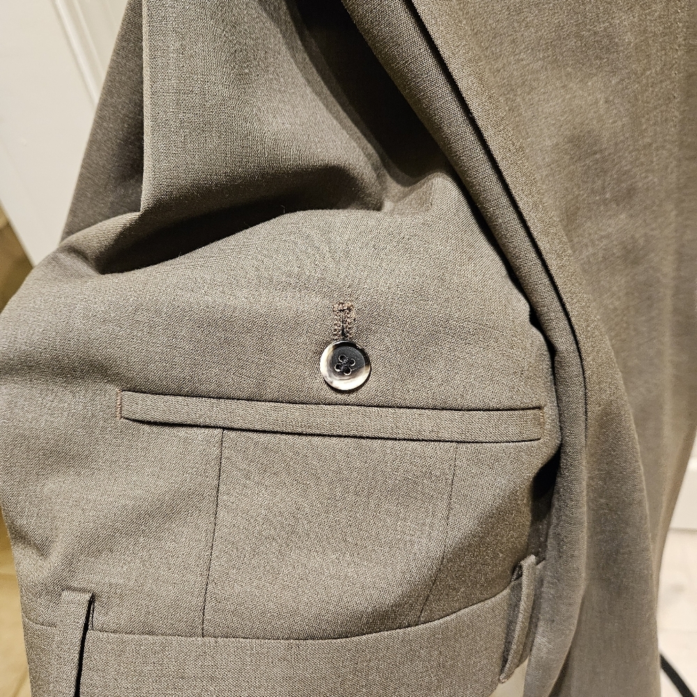 Hugo Boss dress pants 32r
